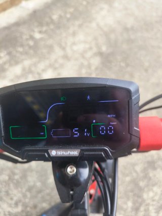 Patinete Eléctrico Negro con Detalles Azules
