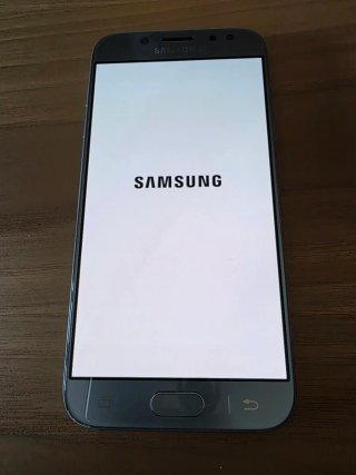 Samsung Galaxy J5  Plateado