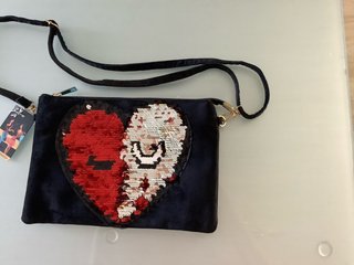 Bolso niña corazón lentejuelas rojo y negro