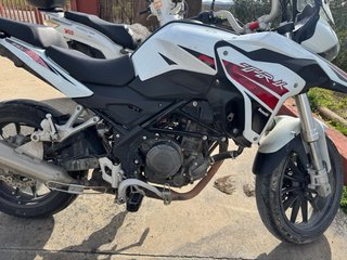 Benelli TRK 251 Advance