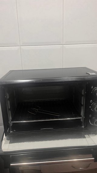 Horno eléctrico negro