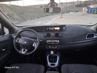 Renault Scenic 2011
