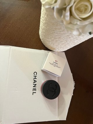 N°1 DE CHANEL Balsamo Labbra e Guance Rosso