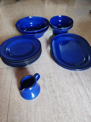 Juego de vajilla azul Ikea