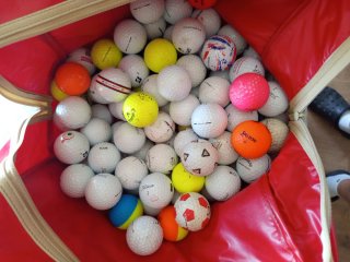 Conjunto di palline da golf varie