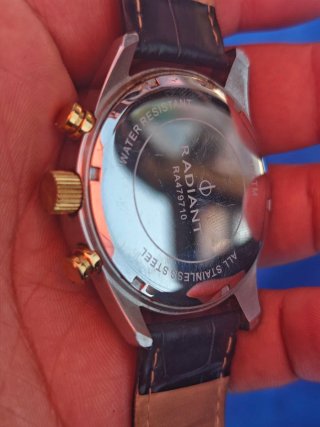 Reloj Radiant