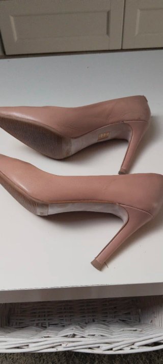 Zapatos de tacón fino color rosa palo