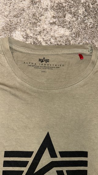 Camiseta Alpha Industries Verde Oliva