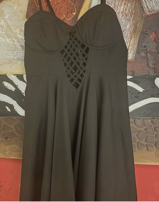Vestido negro corto con escote cruzado Talla M