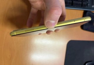 iPhone 11 64GB Amarillo