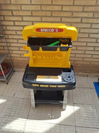 Banco de trabajo infantil Bricco's