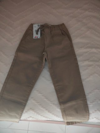 Pantalones beige de talla 7