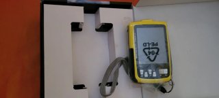 Cámara acuatica marca polaroid Amarilla en su caja
