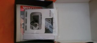 Cámara acuatica marca polaroid Amarilla en su caja