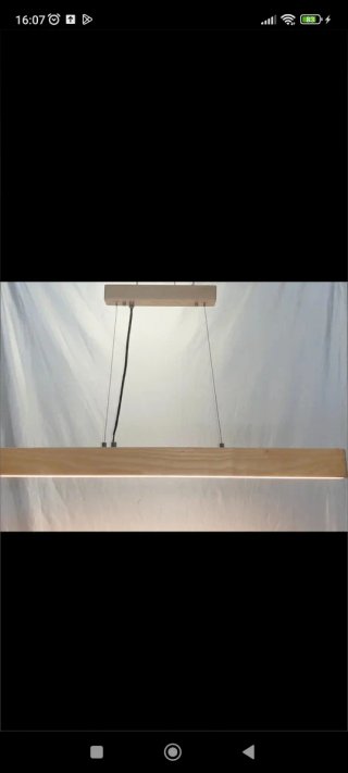 Lámpara LED madera fresno