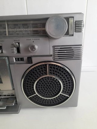 Radiocasete Toshiba RT-S713 Bombeat 8