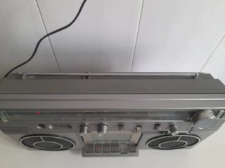 Radiocasete Toshiba RT-S713 Bombeat 8