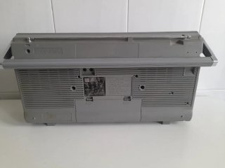 Radiocasete Toshiba RT-S713 Bombeat 8