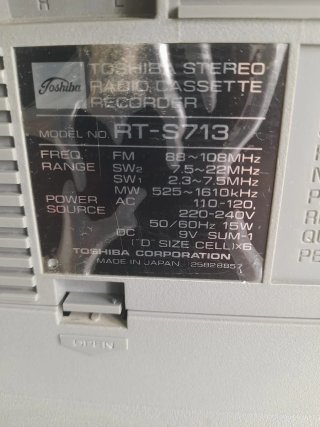 Radiocasete Toshiba RT-S713 Bombeat 8