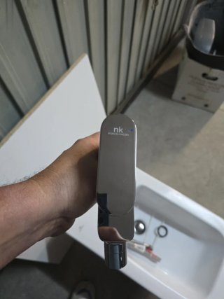 Bidé Porcelanosa NK + Grifo