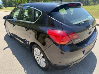 Opel Astra 2.0 CDTi Excellence Auto