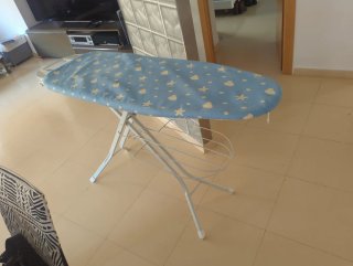 Tabla de planchar con estrellas