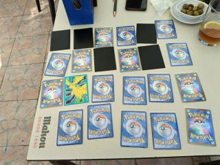 Cartas Pokémon Originales Japonesas y Españolas
