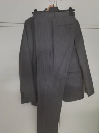 Traje Mango Raya Gris