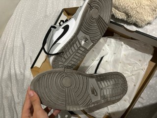 Nike Air Jordan 1 Mid Gris Blanco