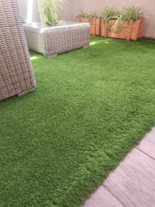 Césped artificial 16 m2 sin cortes