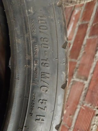 100 90 19 57H