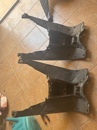 Chapa Yamaha Aerox Negra