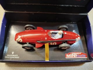Scalextric Maserati 250F Francisco Godia Miniauto