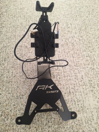 Soporte Navegación Kymco AK 550