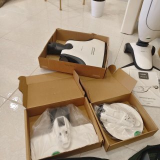 Vorwerk Folletto Kobold VK220S Aspirapolvere