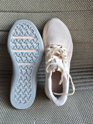 Nike MC Trainer 2 Talla 37.5 Beige/Rosa
