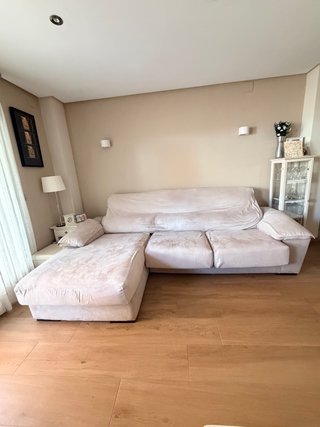 Sofá chaise longue 290cm con arcón