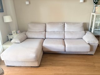 Sofá chaise longue 290cm con arcón
