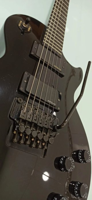 Guitarra Epiphone Les Paul Nightfall Negra