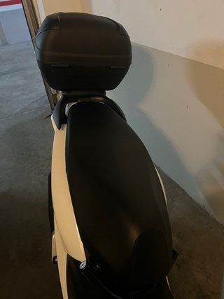 Honda Vision 110 Blanca, Scooter Automática