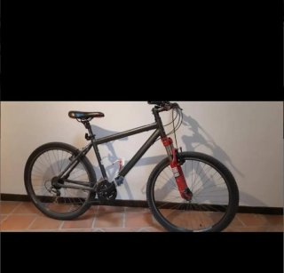 Bicicleta MTB buen estado con candado Tamaño M
