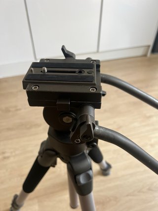 Trípode para cámara con funda