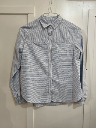 Conjunto camisa e casaco de malha