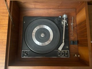 Mueble Tocadiscos Años 70 Madera