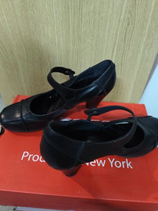 Zapatos de tacón de piel negros DS Cool