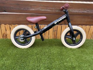 Bici de equilibrio B'TWIN