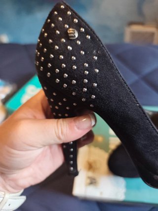 Zapatos tacón Mustang negros talla 35