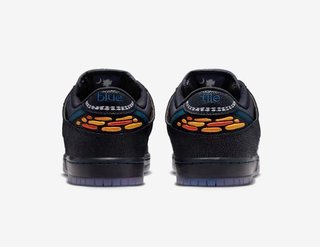 Nike SB Dunk Low Pro ‘Bluetile Skateboards’