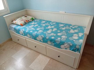 Dormitorio infantil IKEA blanca