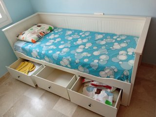 Dormitorio infantil IKEA blanca